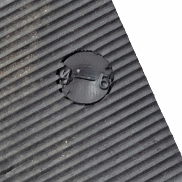 3/$15 Justice Girl's Slurpee Emojie Charmed Flip Flops▪︎ - Picture 5 of 10